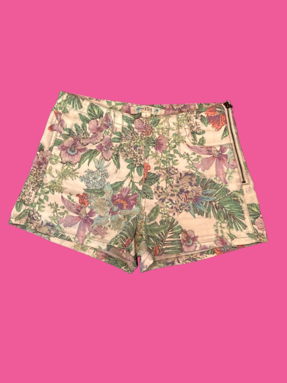 Love, Fire High-Waist White Denim Shorts/Tropical Floral Palm Leaf Print Size 0